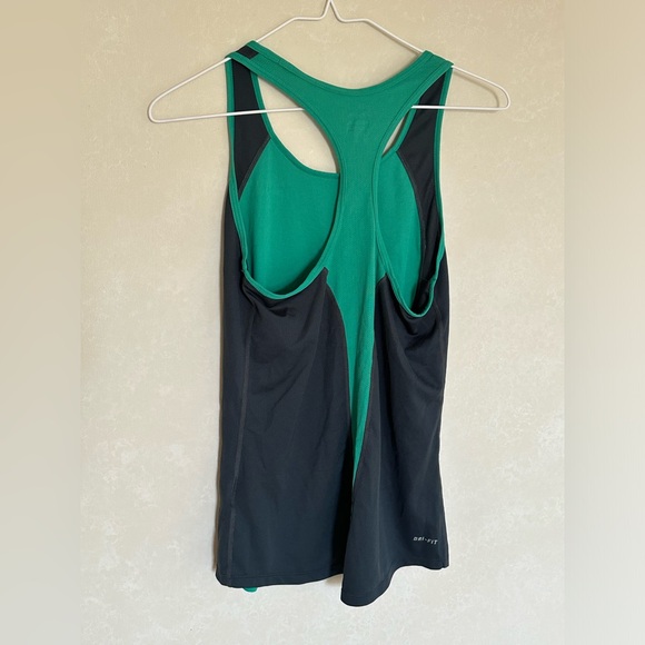 Nike Tank Tops, size small, Green & Black - Picture 4 of 5